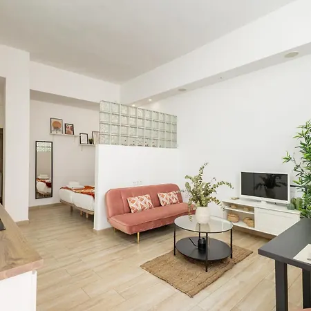 アパート Isg Encantador Estudio En Alameda De Hercules セビリア